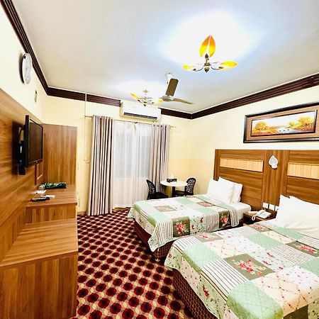Al Ahrar Hotel Dubai Bagian luar foto