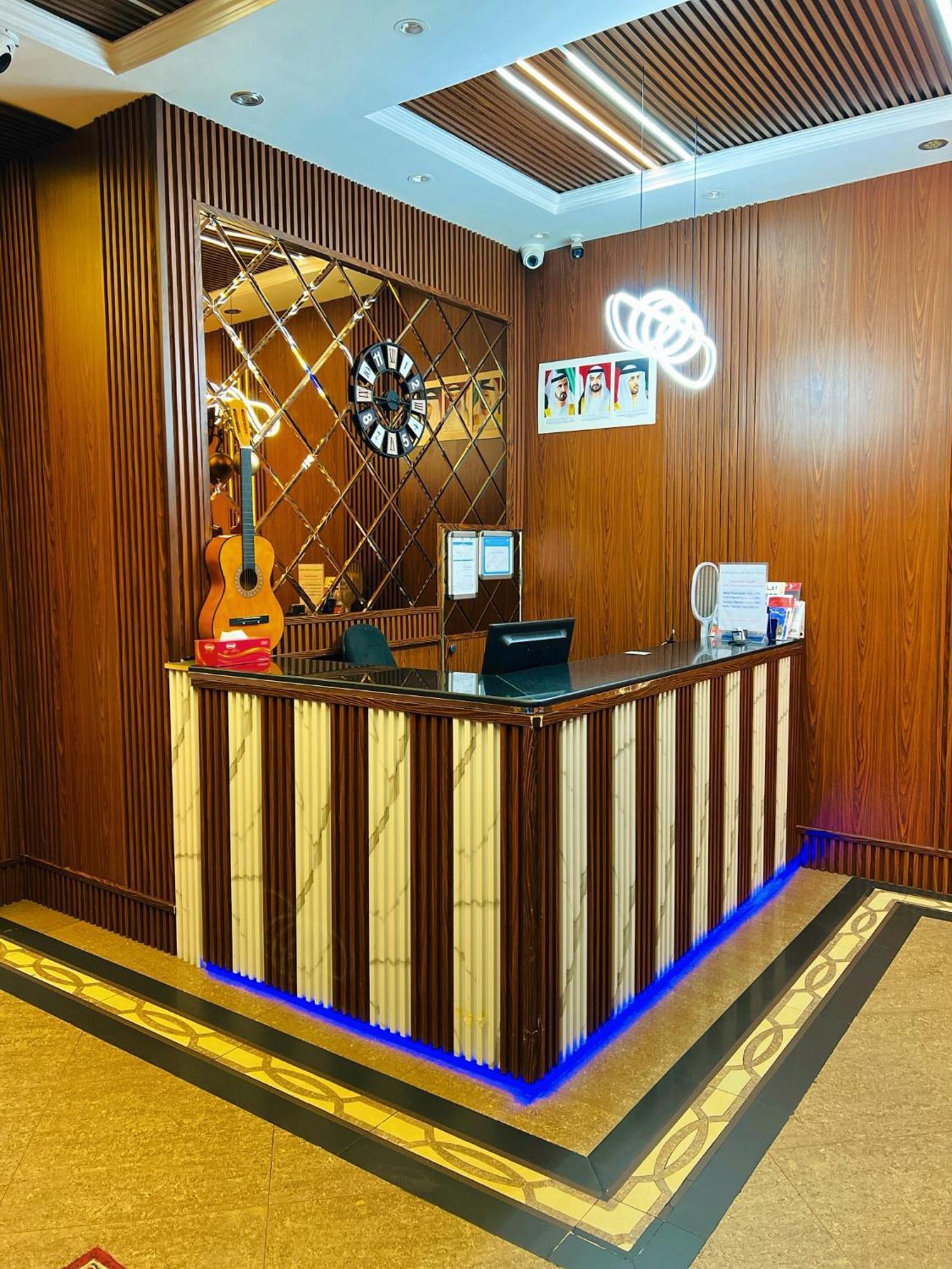 Al Ahrar Hotel Dubai Bagian luar foto
