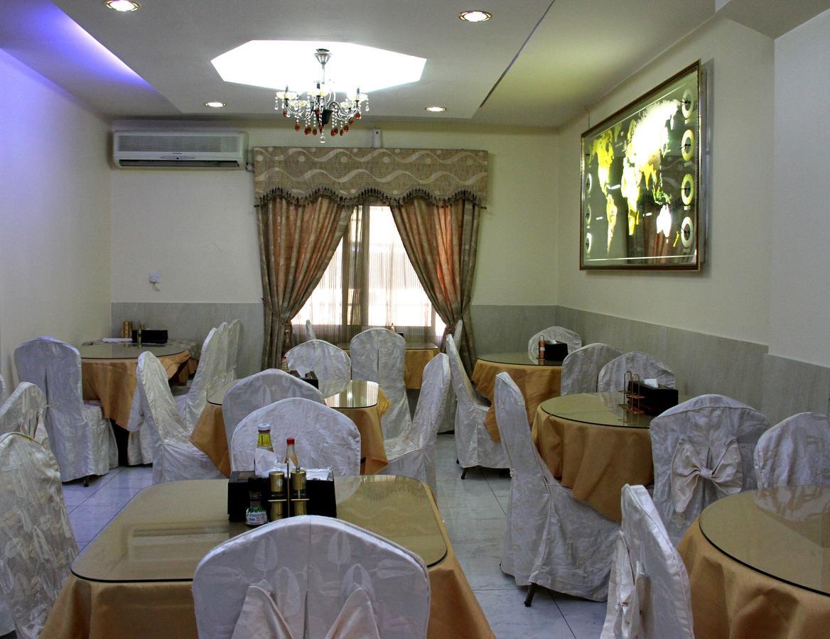 Al Ahrar Hotel Dubai Bagian luar foto